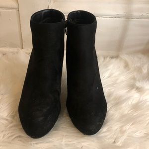 Black heel booties